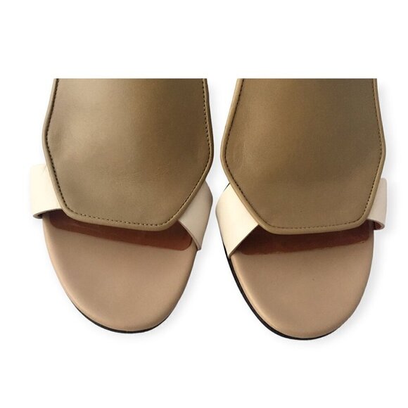 Givenchy two tone sling back sandals in Ecru and Beige Leather, Size 39EU. - Picture 4 of 11
